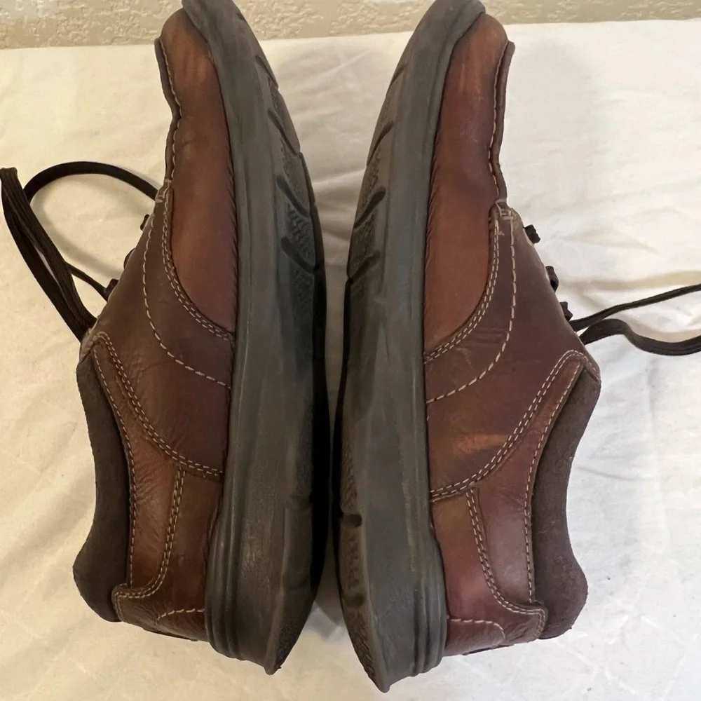 Clarks men 10